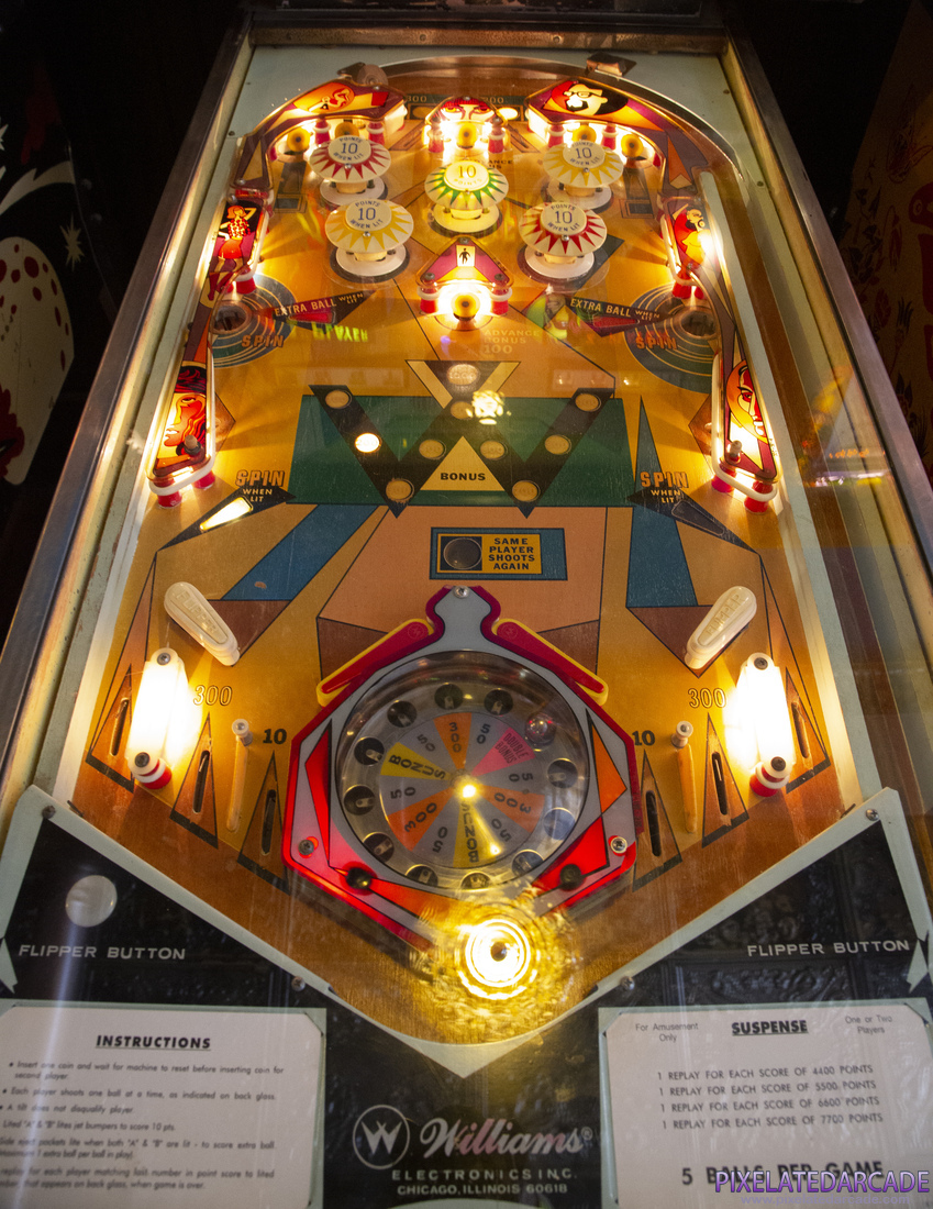 Suspense Photo: Suspense pinball cabinet - Playfield