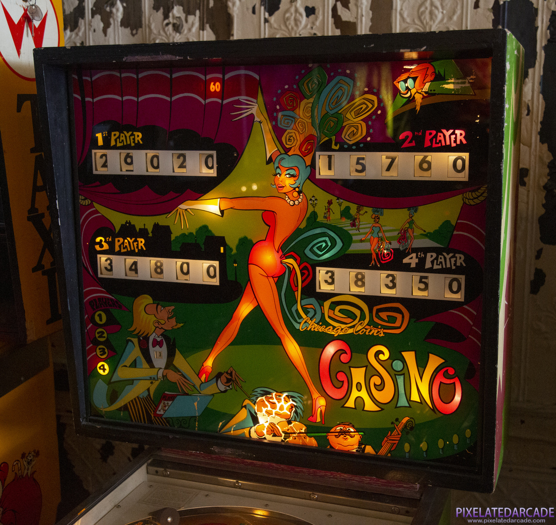 Casino Photo: Casino pinball cabinet - Backbox
