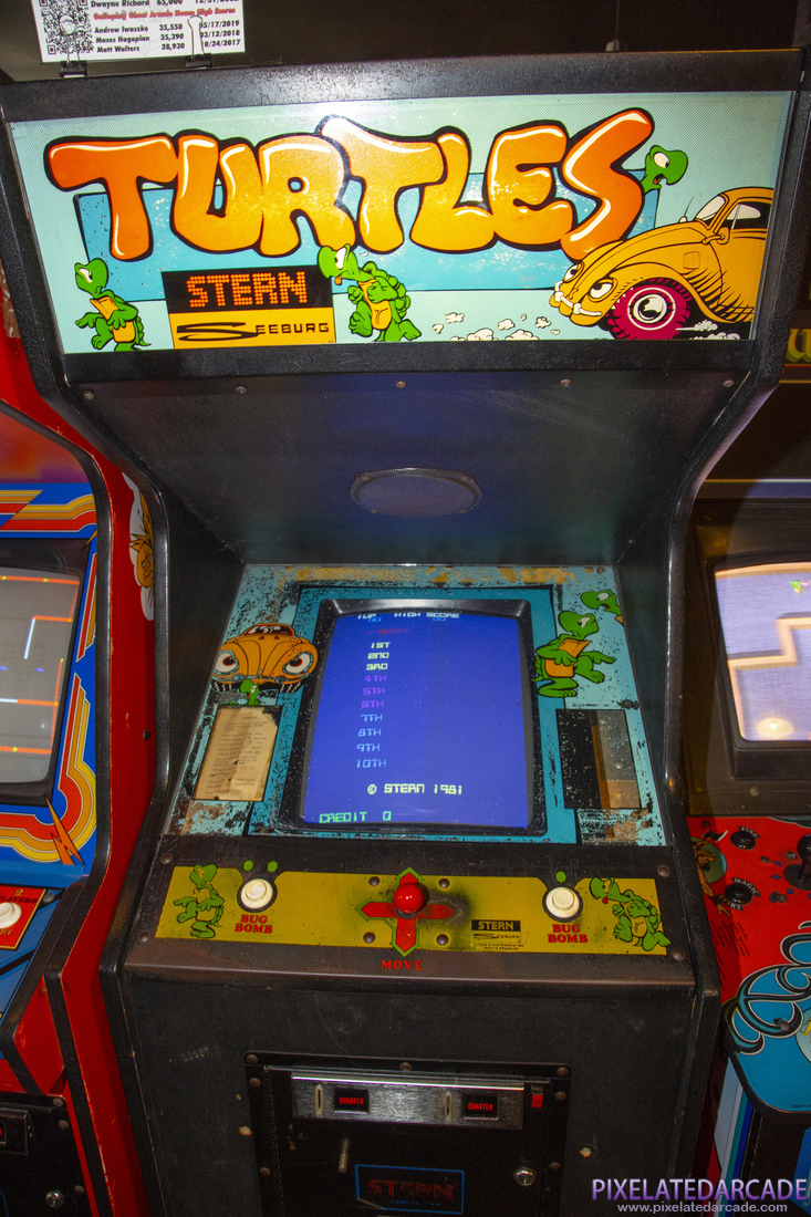 Turtles Photo: Turtles arcade cabinet