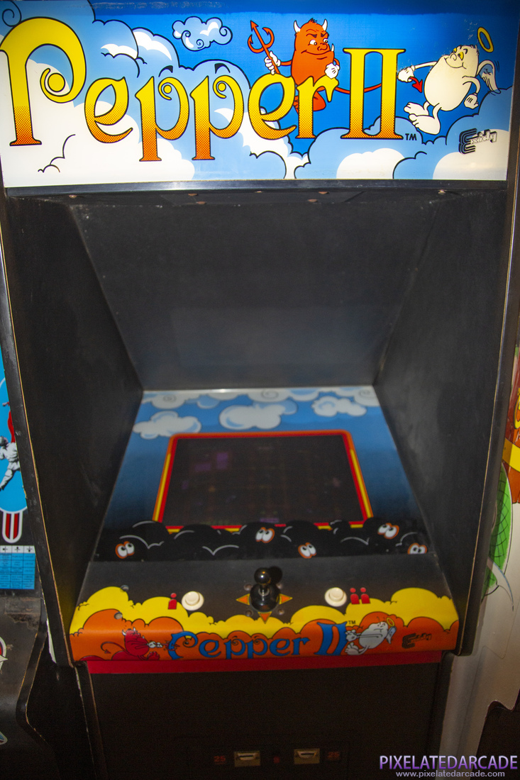 Pepper II Photo: Pepper II arcade cabinet - Front