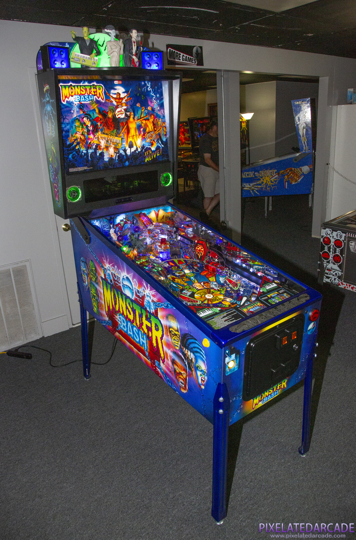 Monster Bash Remake! Photo: Monster Bash Limited Edition pinball cabinet