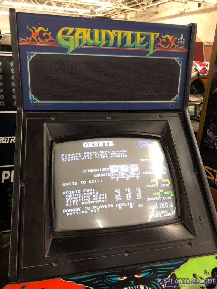 Gauntlet Photo: Gauntlet arcade cabinet - 4 player version