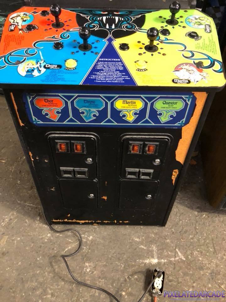 Gauntlet Photo: Gauntlet arcade cabinet - 4 player version