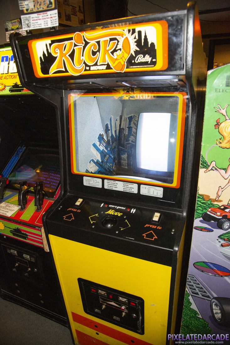 Kick Photo: Kick arcade cabinet
