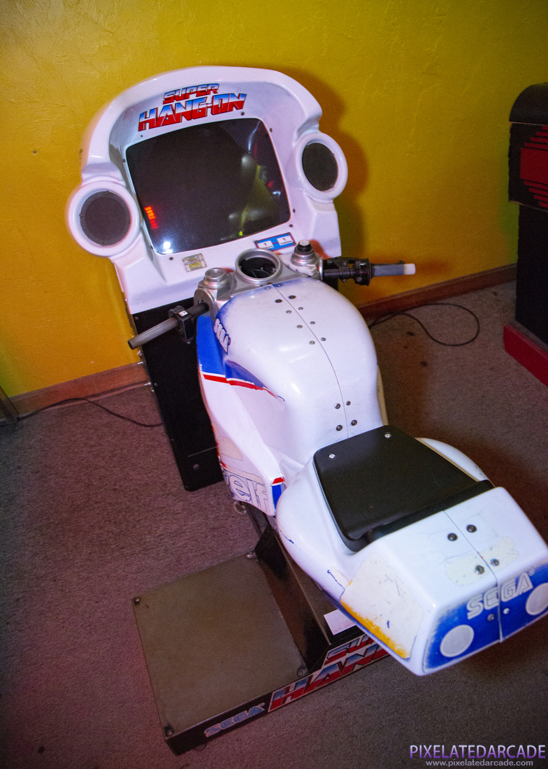 Super Hang-On Photo: Super Hang-On arcade cabinet - Bike version