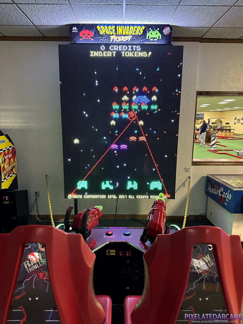 Space Invaders Frenzy Photo: Space Invaders Frenzy arcade cabinet
