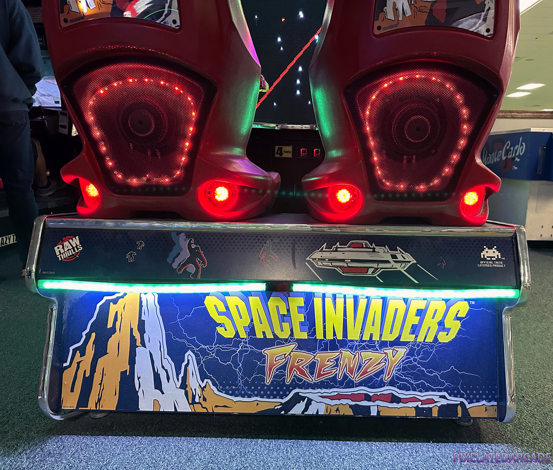 Space Invaders Frenzy Photo: Space Invaders Frenzy arcade cabinet
