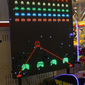 Space Invaders Frenzy arcade cabinet - Gameplay