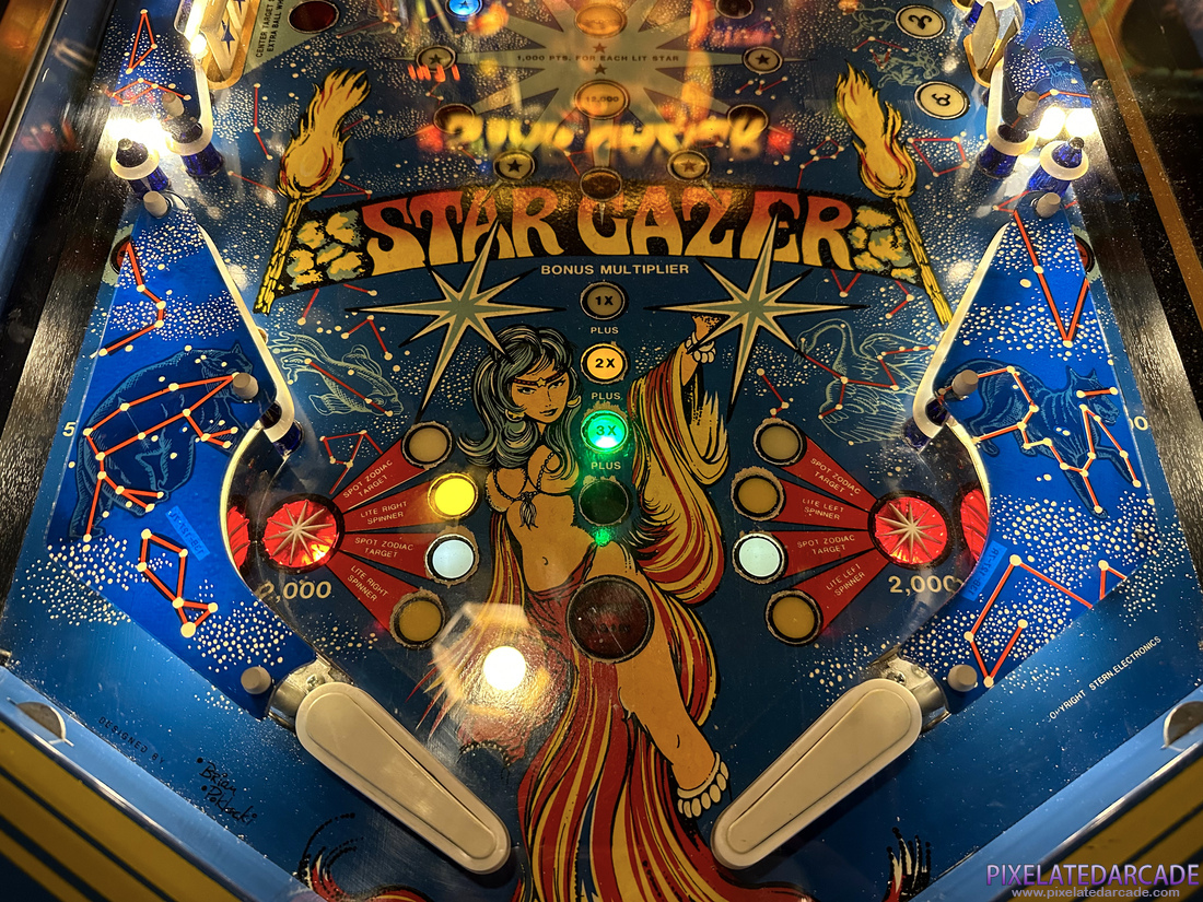 Star Gazer Photo: Star Gazer pinball cabinet - Lower playfield
