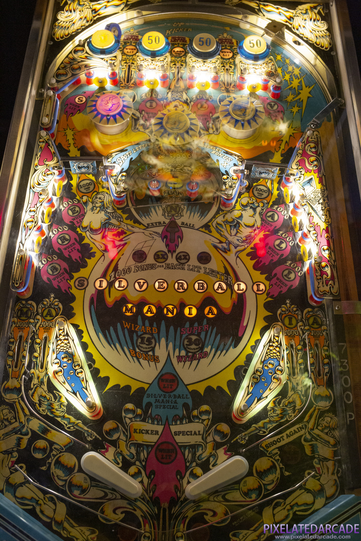 Silverball Mania Photo: Silverball Mania pinball cabinet - Playfield