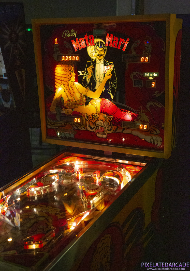 Mata Hari Photo: Mata Hari pinball cabinet