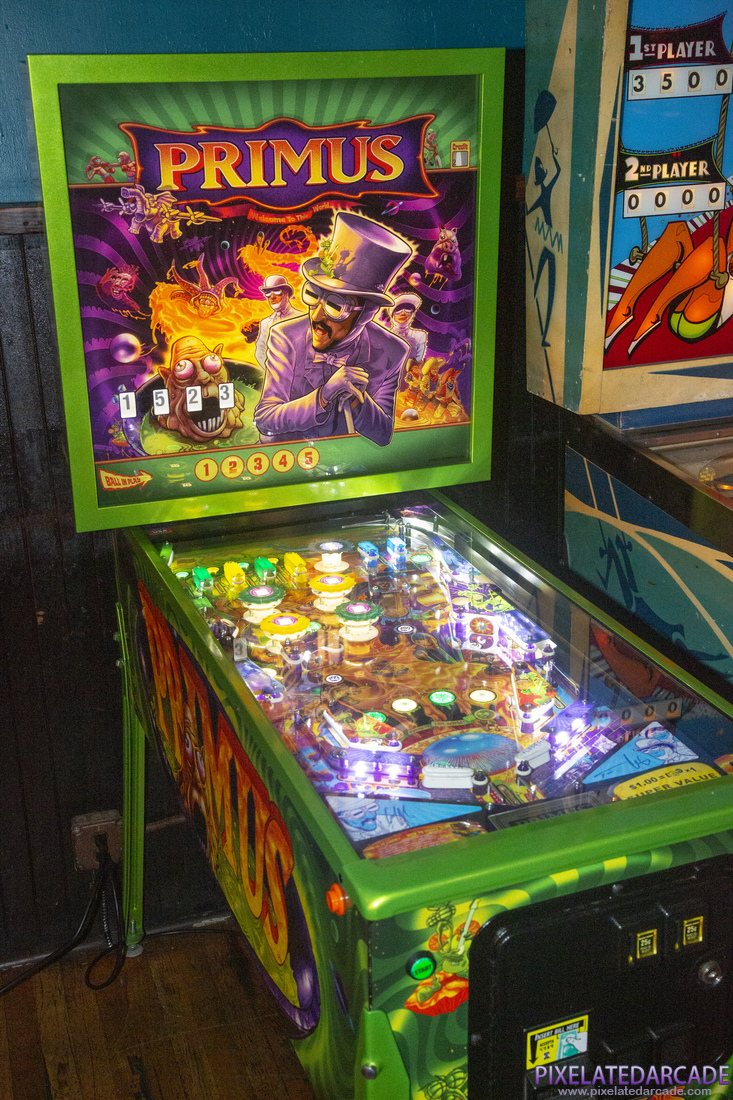 Primus Photo: Primus pinball cabinet