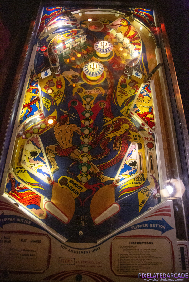 Trident Photo: Trident pinball cabinet - Playfield