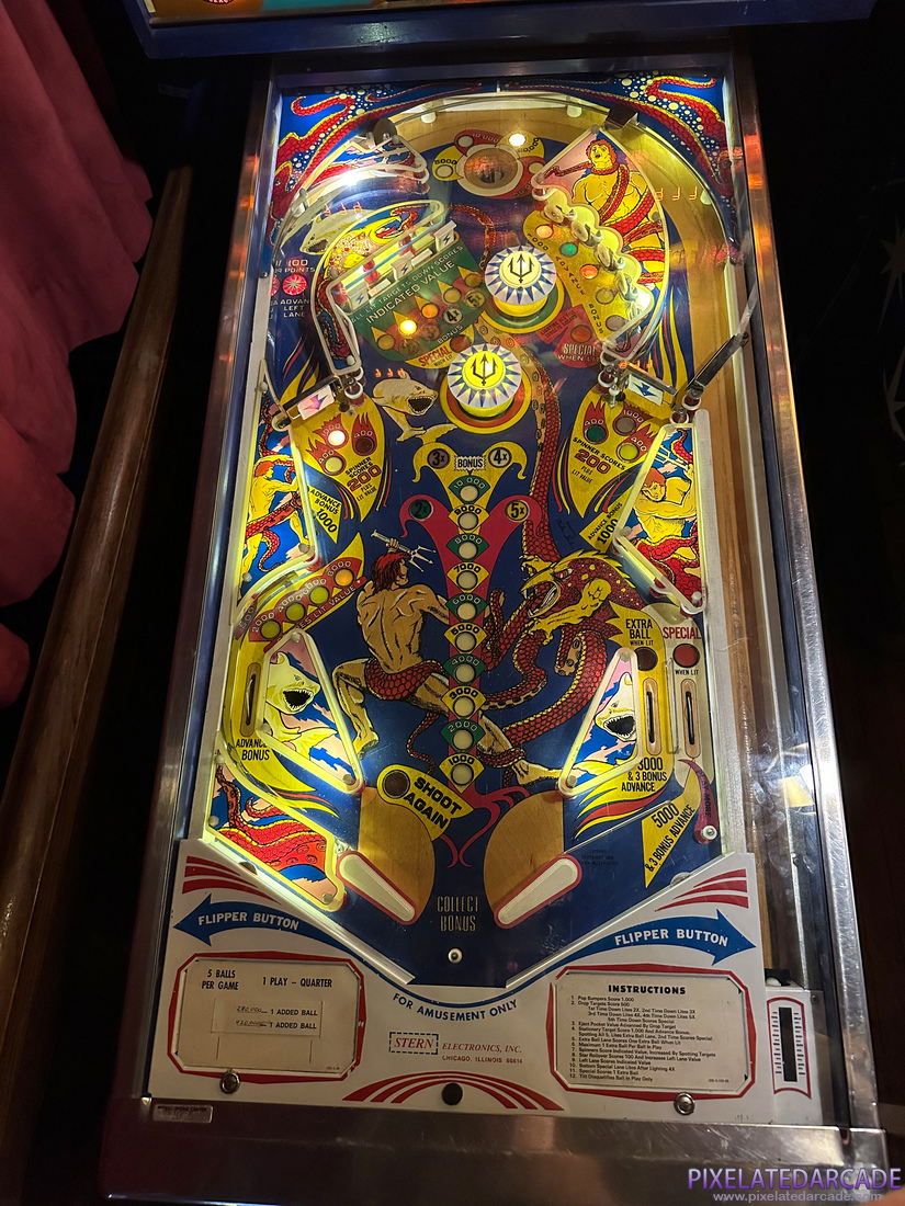 Trident Photo: Trident pinball cabinet - Playfield