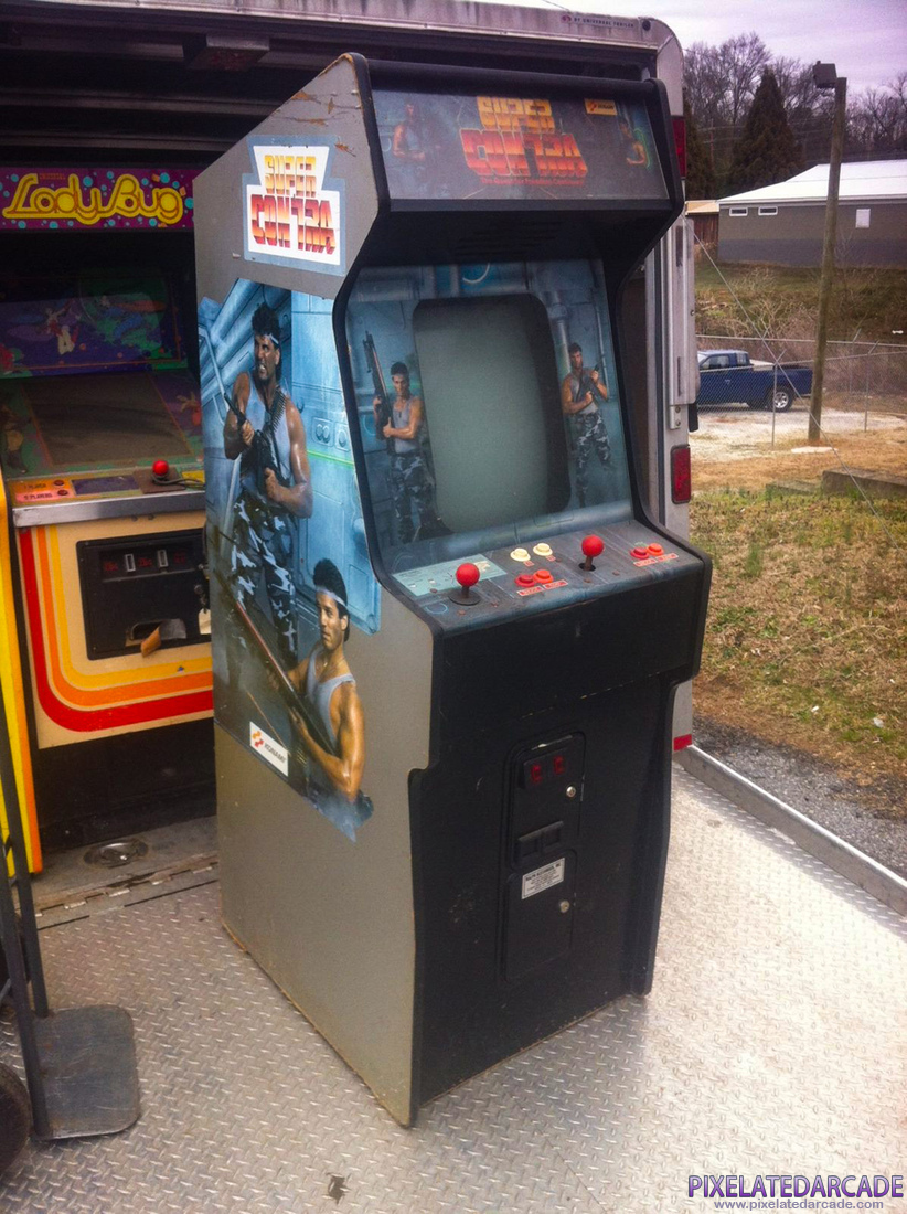 Super Contra Photo: Super Contra arcade cabinet