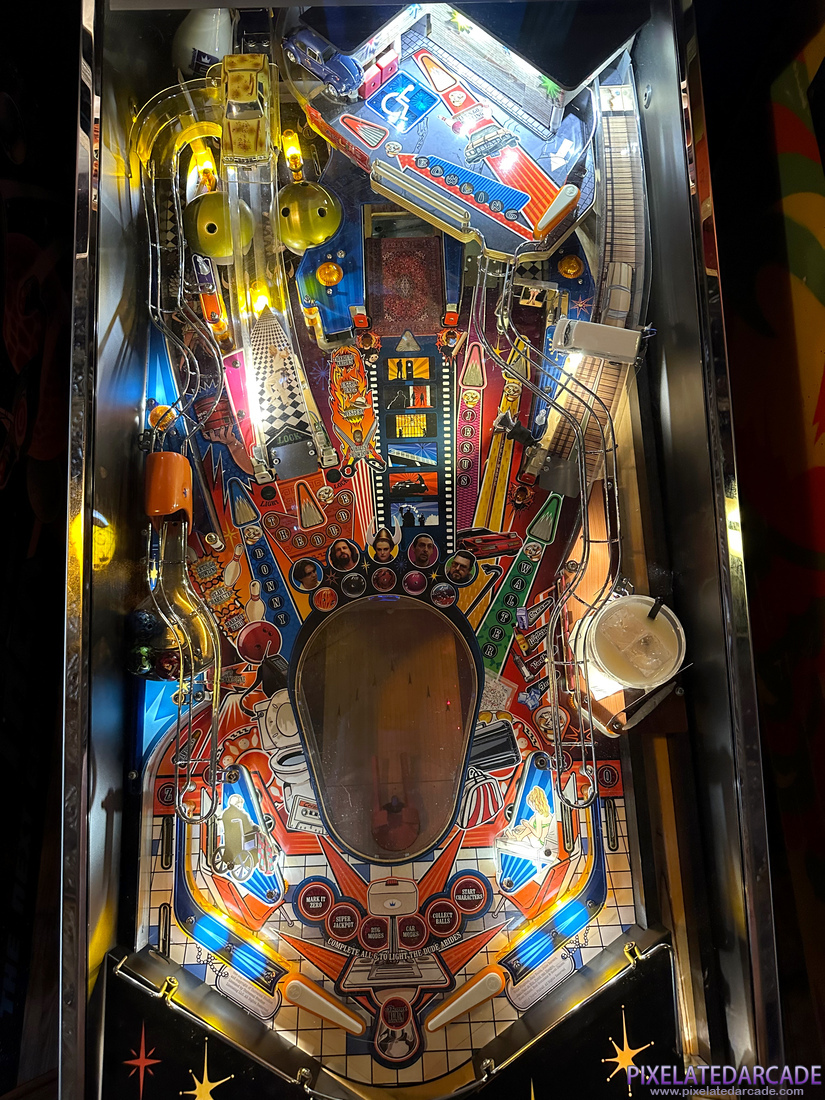 Big Lebowski, The Photo: The Big Lebowski pinball cabinet - Playfield