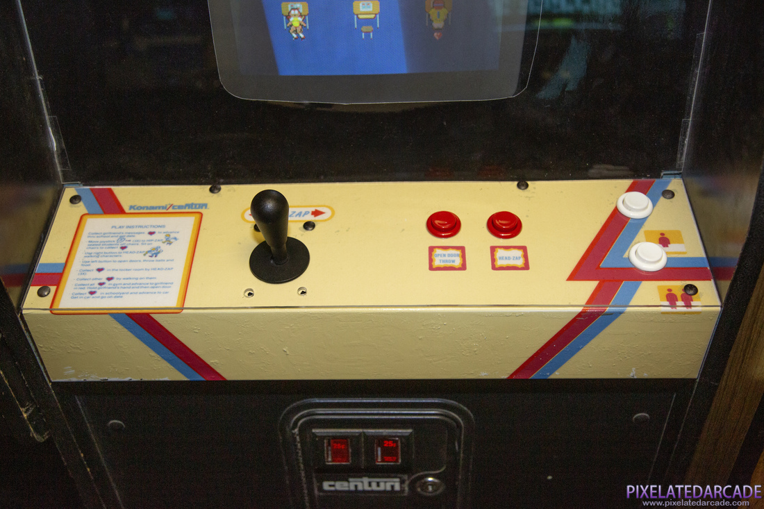 Mikie: High School Graffiti Photo: Mikie arcade cabinet  - Controls