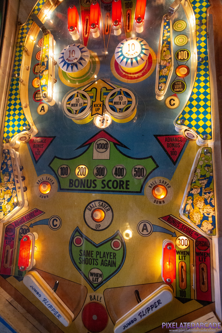 Big Flipper Photo: Big Flipper pinball cabinet - Playfield