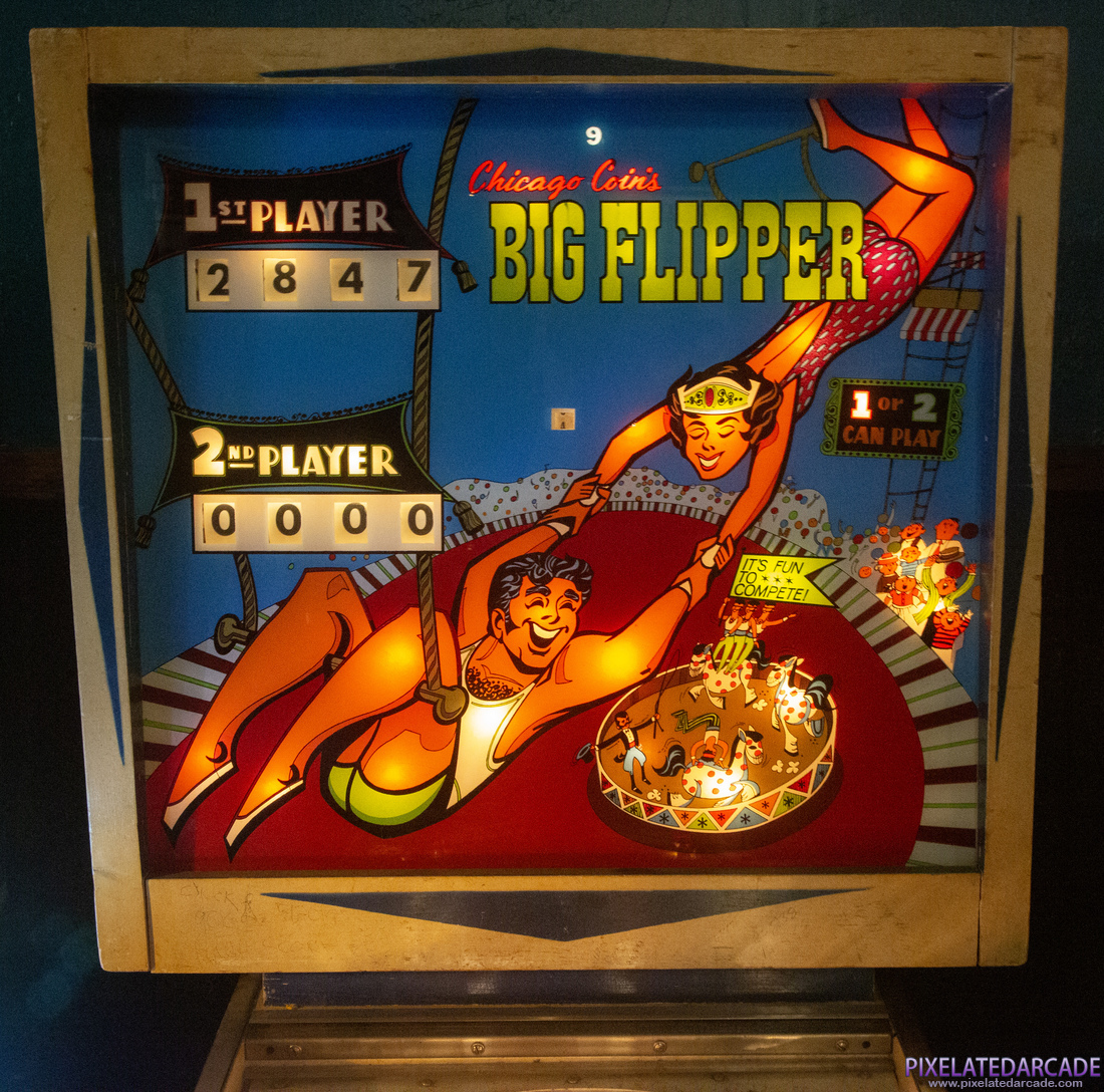 Big Flipper Photo: Big Flipper pinball cabinet - Backbox