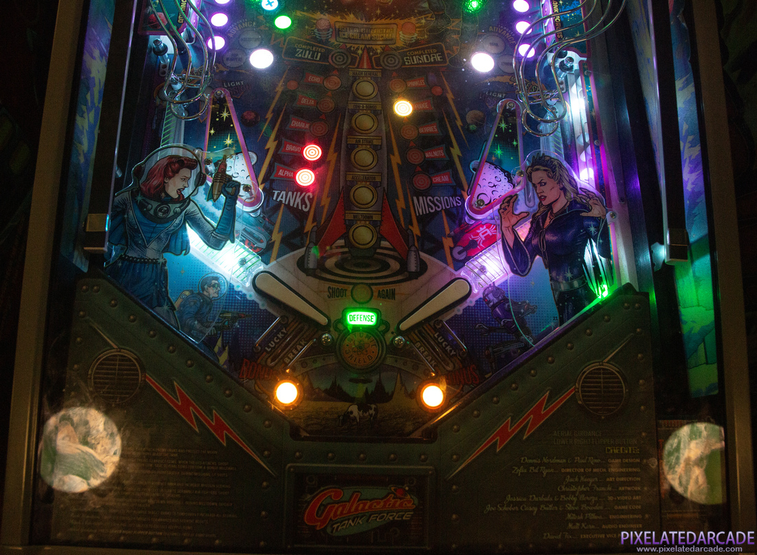 Galactic Tank Force Photo: Galactic Tank Force pinball cabinet - Lower playfield