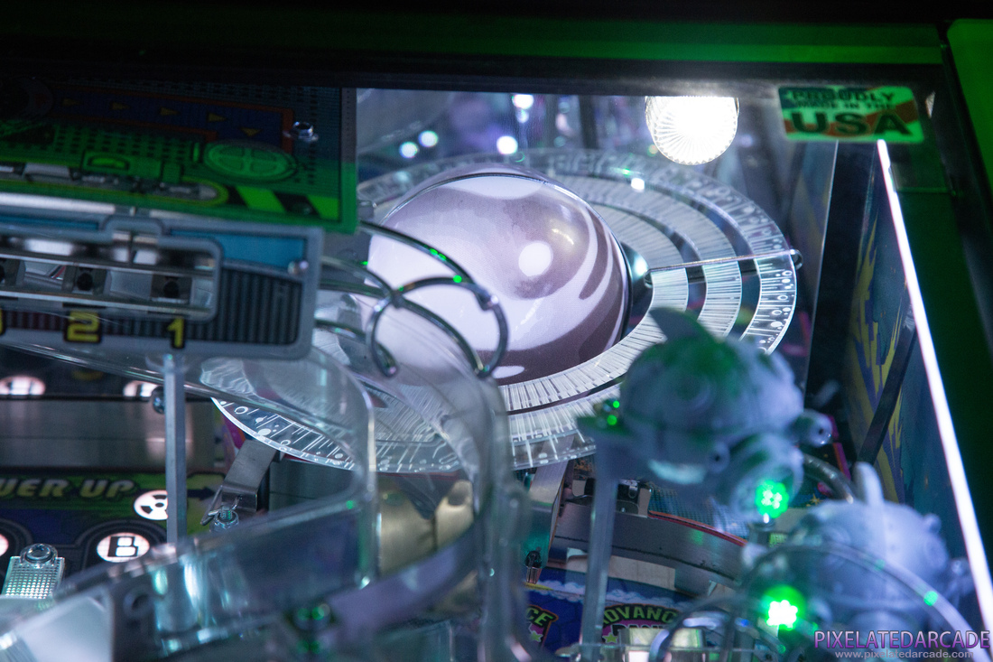 Galactic Tank Force Photo: Galactic Tank Force pinball cabinet - Playfield detail