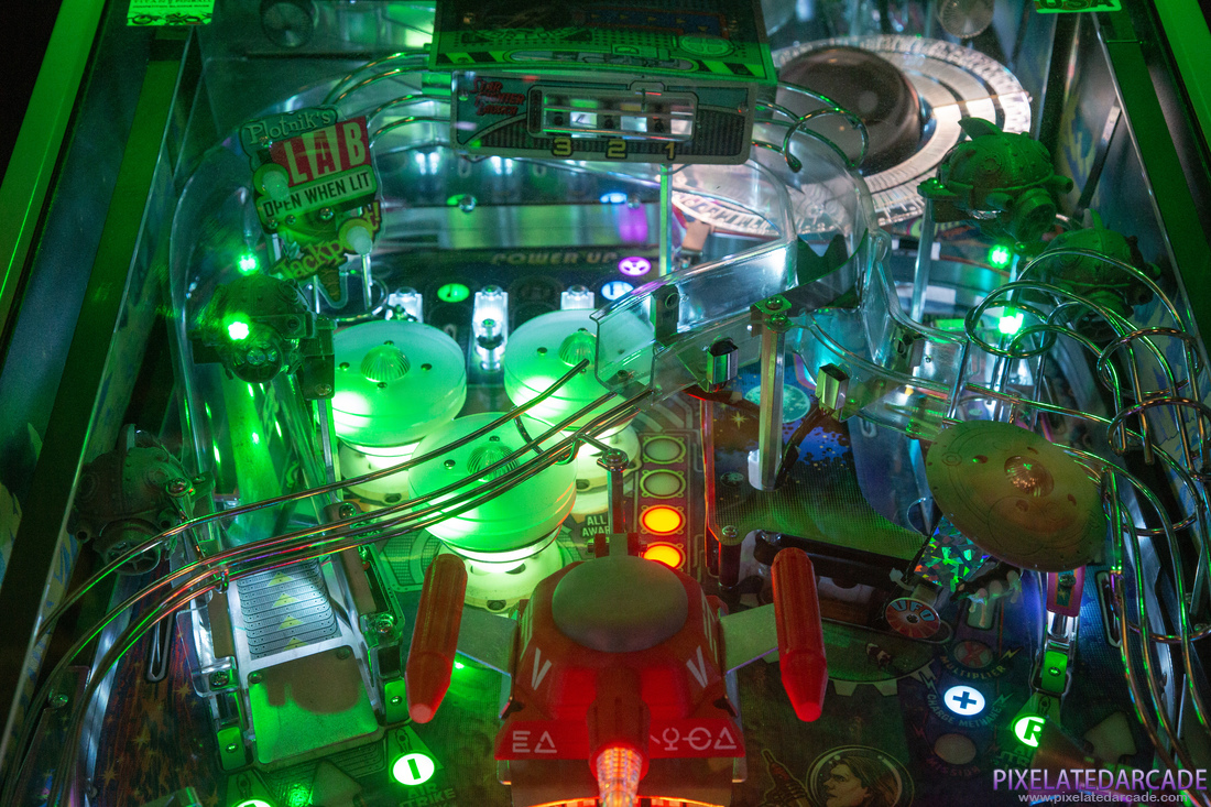 Galactic Tank Force Photo: Galactic Tank Force pinball cabinet - Upper playfield