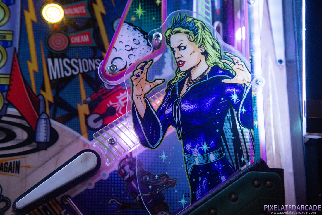 Galactic Tank Force Photo: Galactic Tank Force pinball cabinet - Lower playfield (Right)