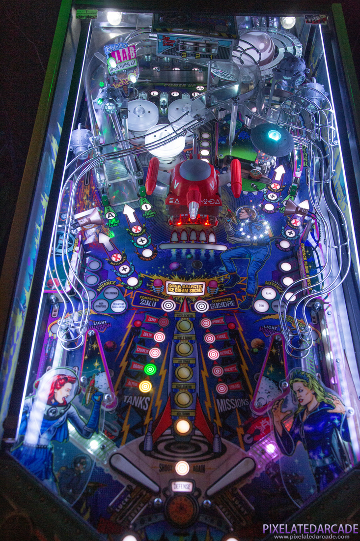 Galactic Tank Force Photo: Galactic Tank Force pinball cabinet - Playfield