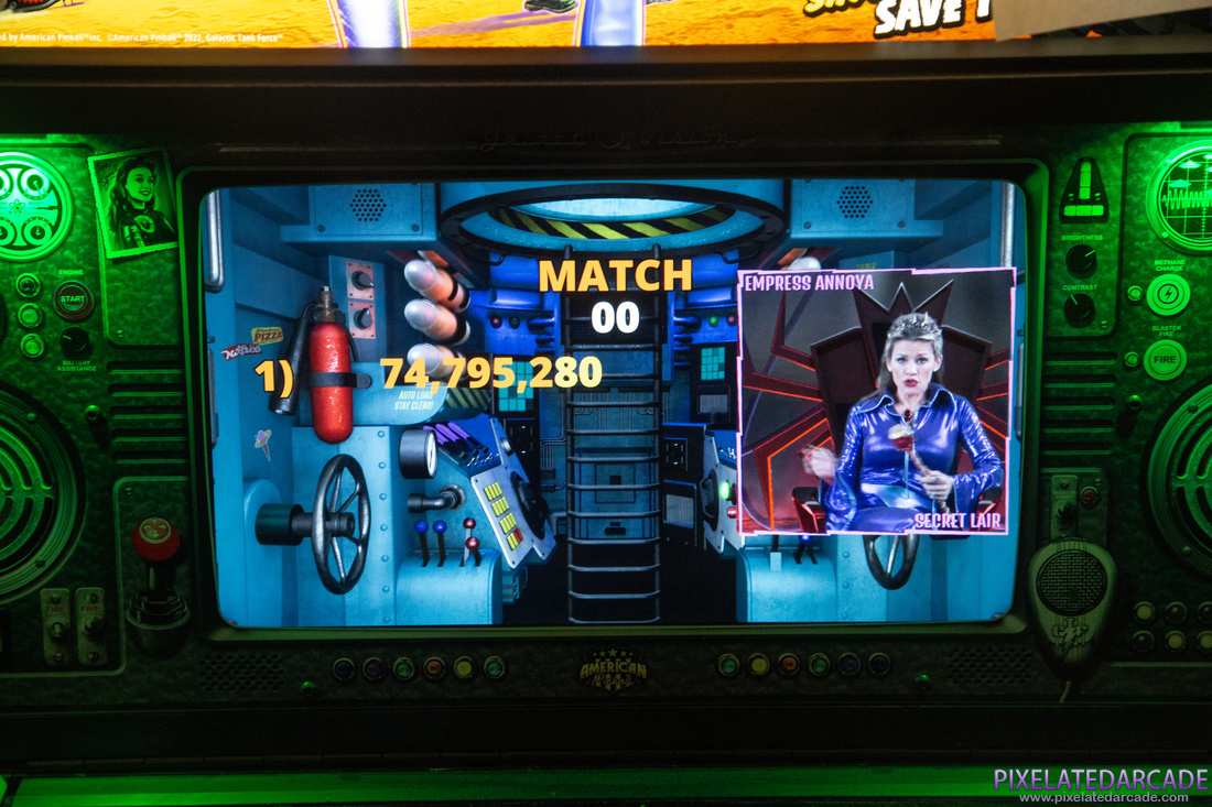 Galactic Tank Force Photo: Galactic Tank Force pinball cabinet - LCD display