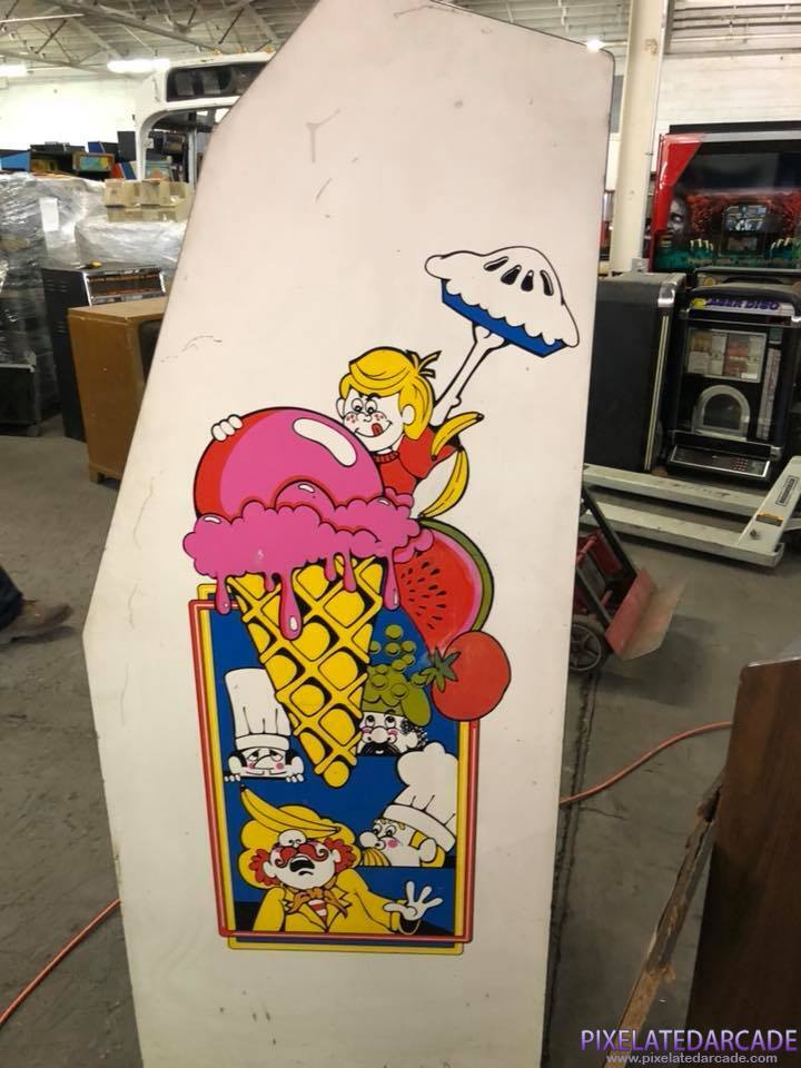 Food Fight Photo: Food Fight - Irish arcade cabinet - Right side
