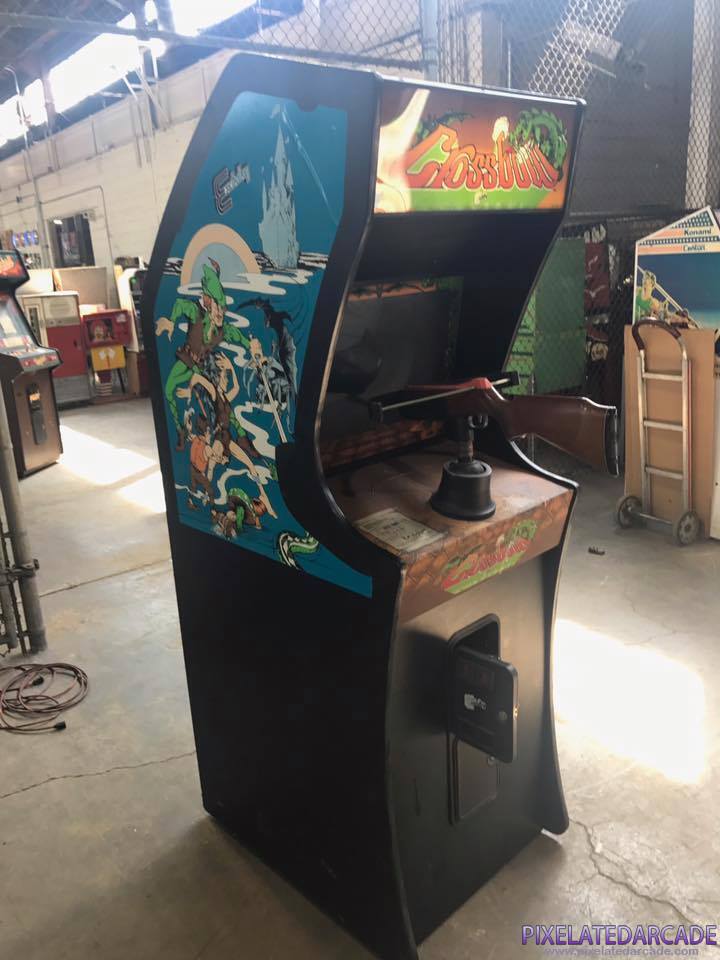 Crossbow Photo: Crossbow arcade cabinet - left side