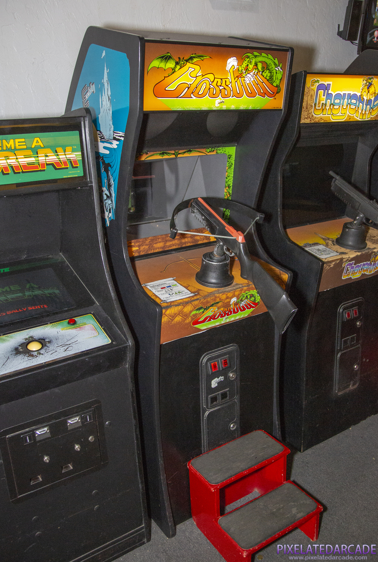 Crossbow Photo: Crossbow arcade cabinet