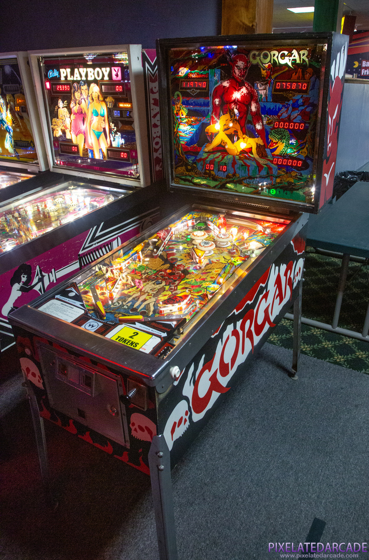 Gorgar Photo: Gorgar pinball cabinet