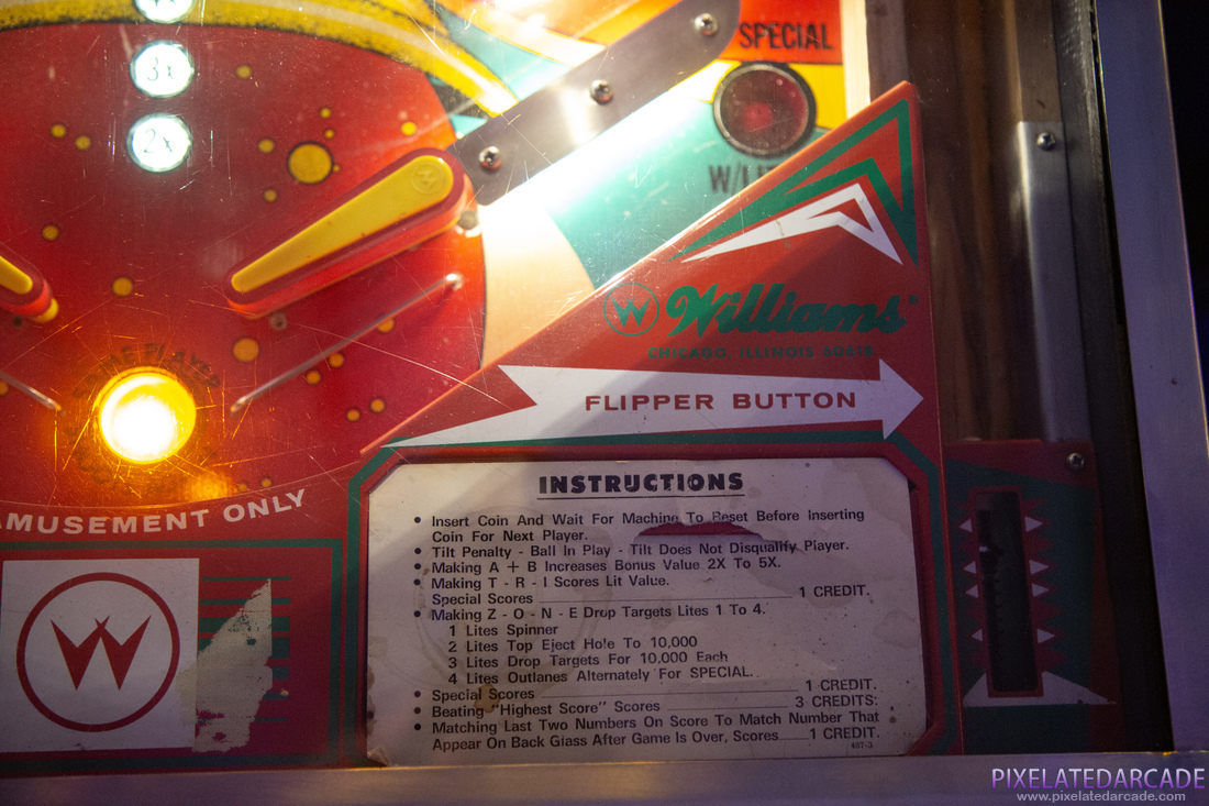 Tri Zone Photo: Tri Zone pinball cabinet - Instruction card