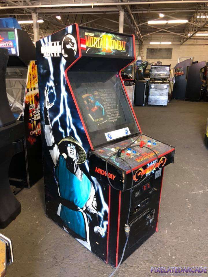 Mortal Kombat II Photo: Mortal Kombat II arcade cabinet