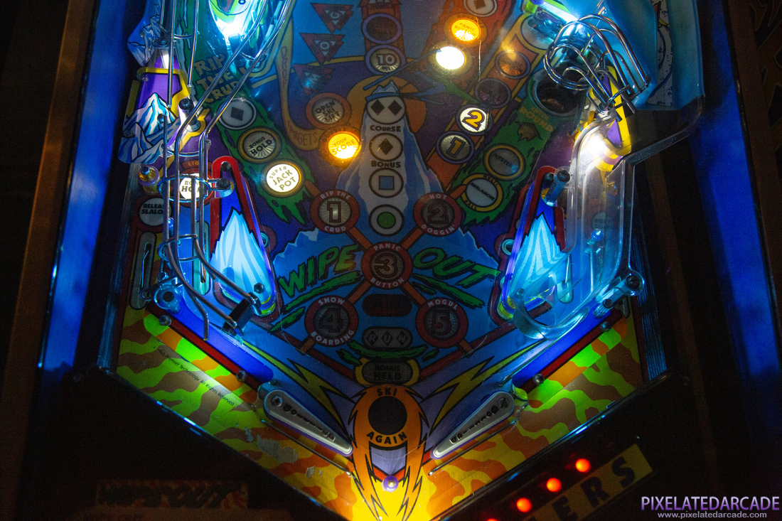 Wipe Out Photo: Wipe Out pinball cabinet - Lower playfield