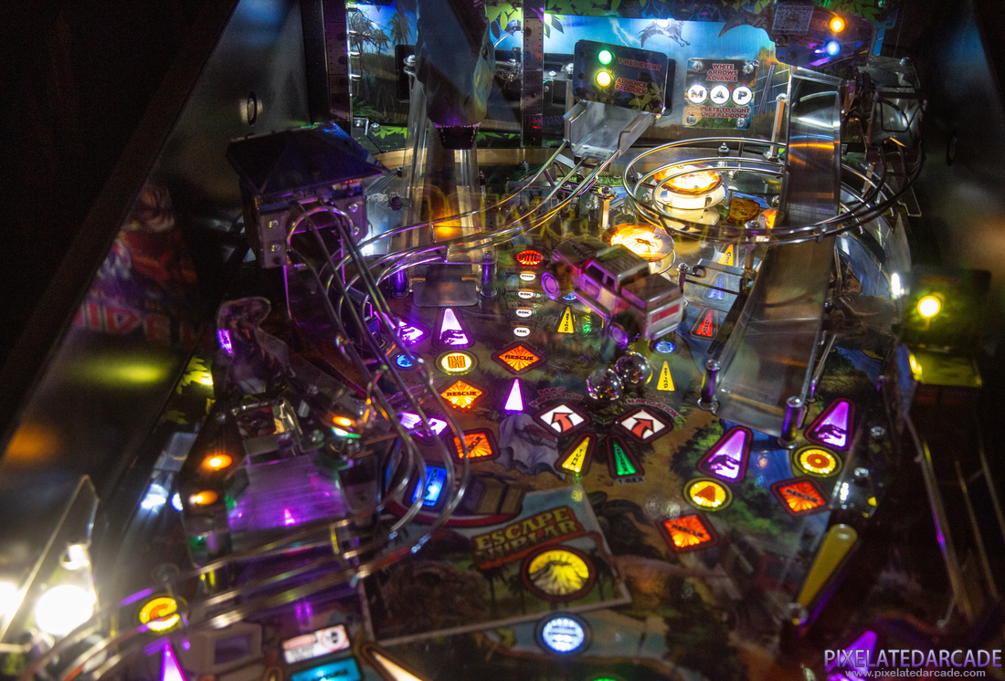 Jurassic Park Photo: Jurassic Park pinball cabinet - Upper playfield