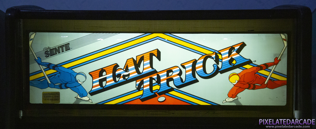 Hat Trick Photo: Hat Trick in Midway cabinet - Marquee