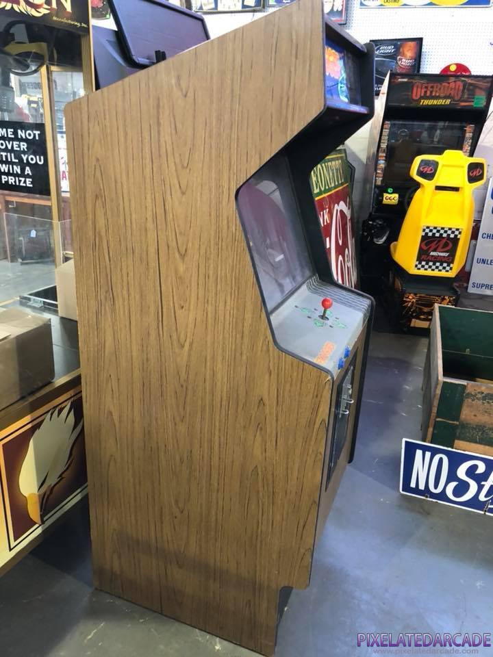 Frogger Photo: Frogger arcade cabinet - Side
