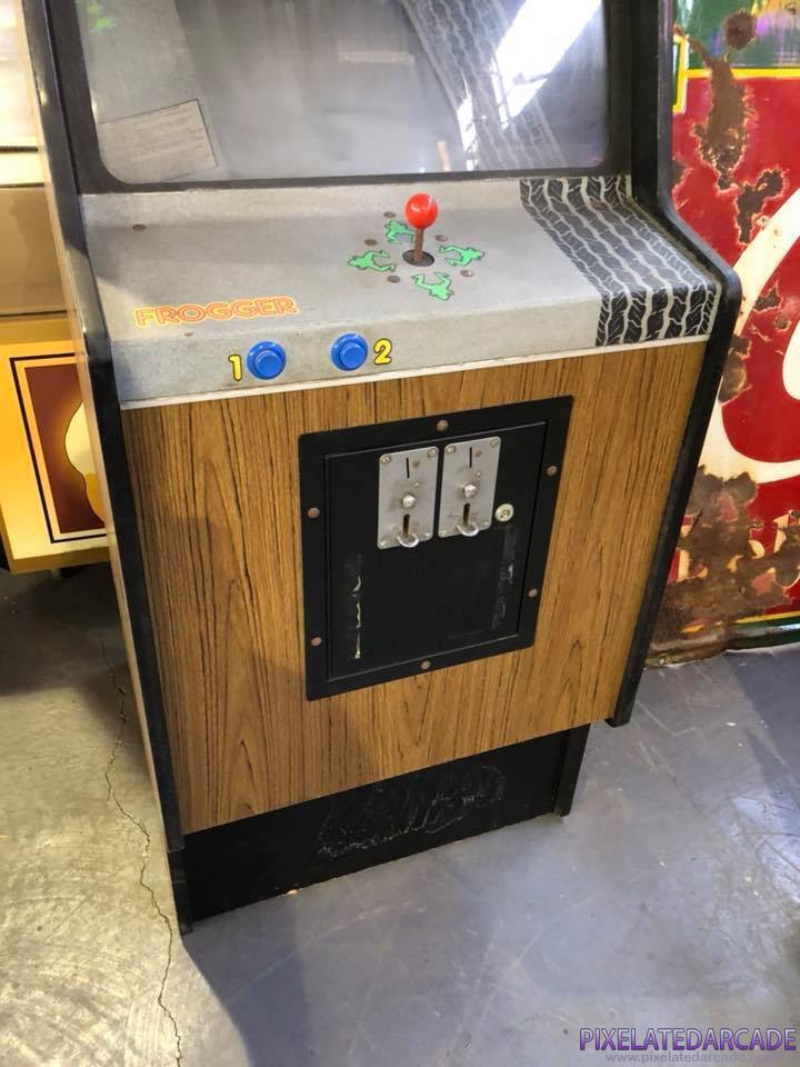 Frogger Photo: Frogger arcade cabinet - Controls and coin box