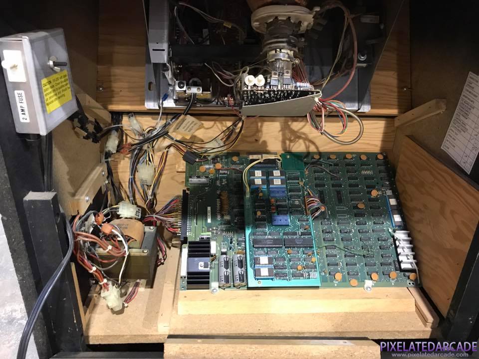 Frogger Photo: Frogger arcade cabinet - Inside