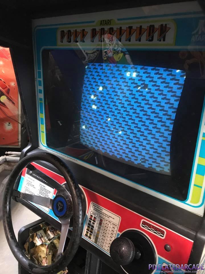 Pole Position Photo: Pole Position arcade cabinet - cockpit version screen