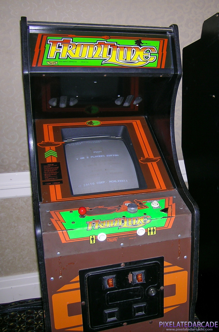 Front Line Photo: Front Line arcade cabinet at Classic Gaming Expo 2005