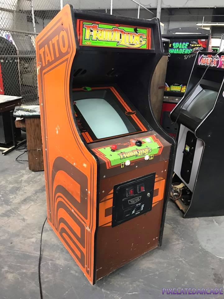 Front Line Photo: Front Line arcade cabinet