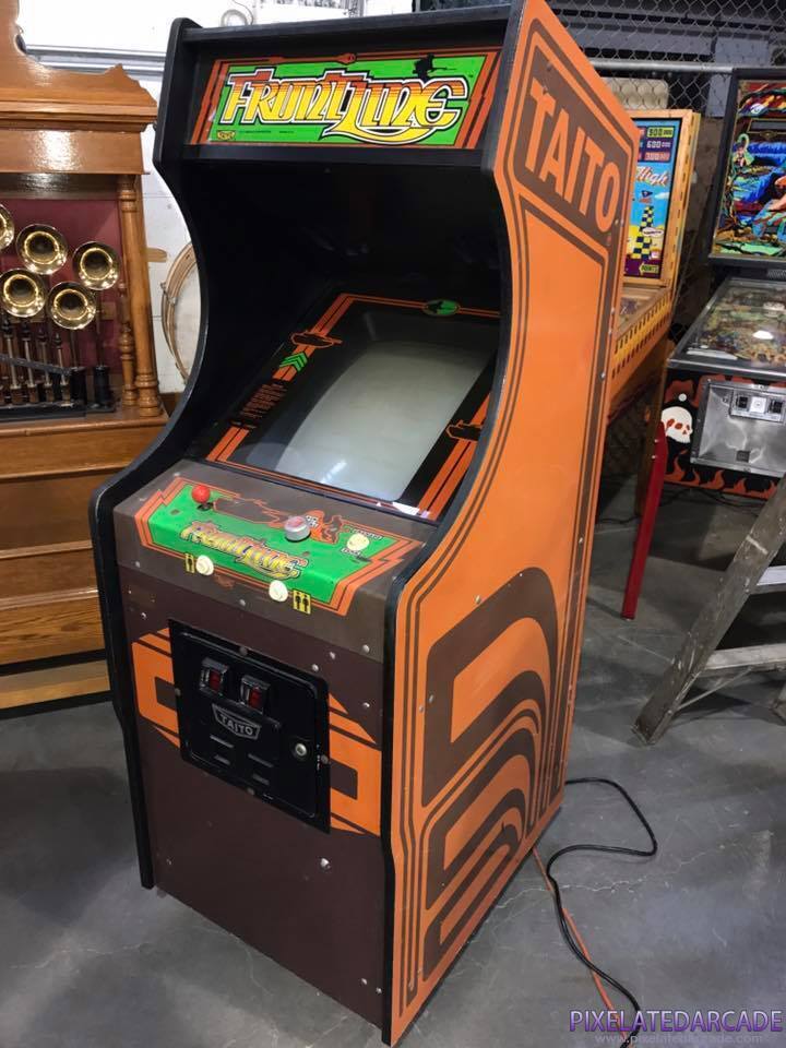 Front Line Photo: Front Line arcade cabinet