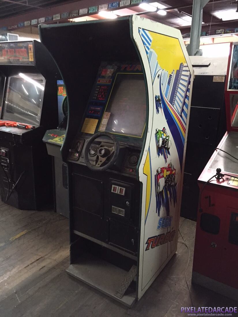 Turbo Photo: Turbo arcade cabinet