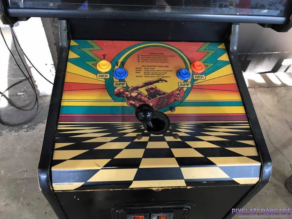 720º Photo: 720º arcade cabinet - Controls