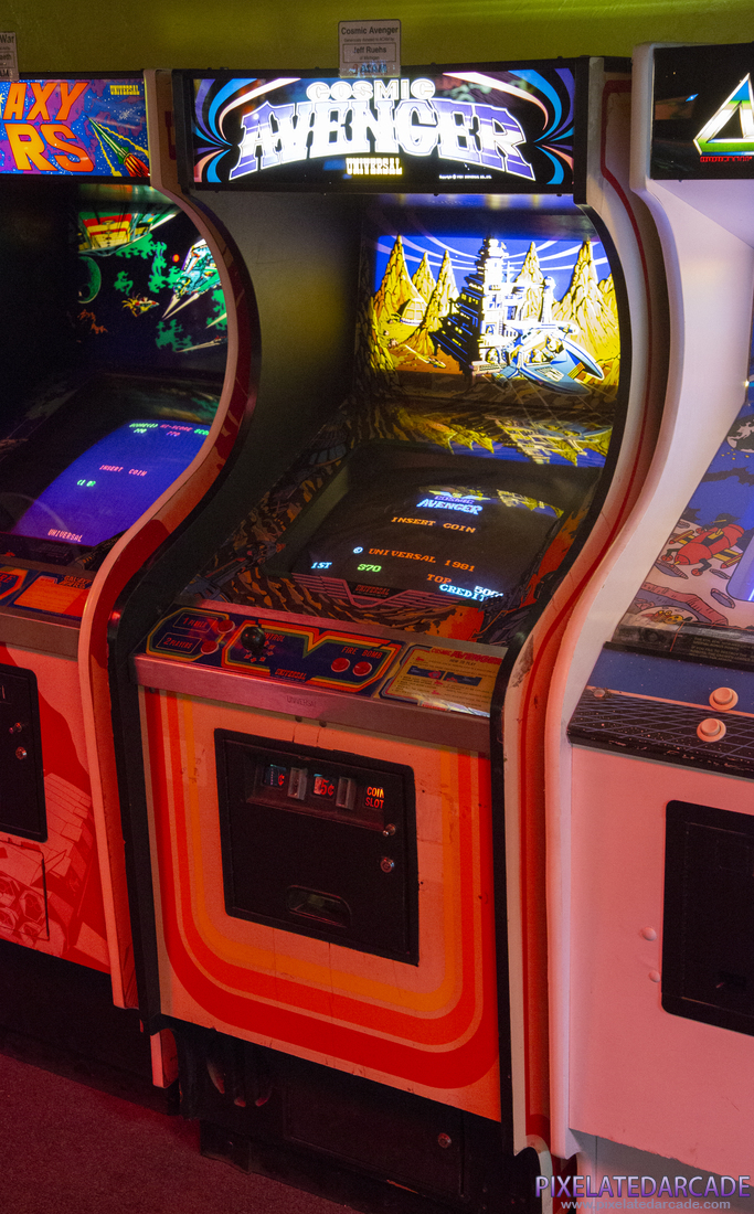 Cosmic Avenger Photo: Cosmic Avenger arcade cabinet