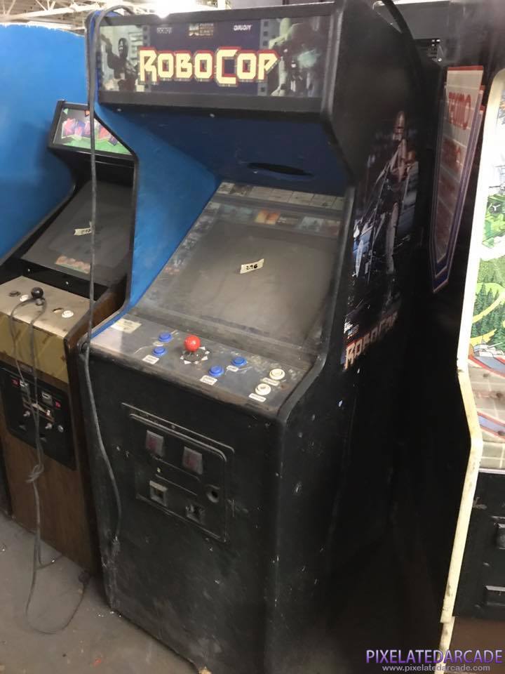 RoboCop Photo: RoboCop arcade cabinet
