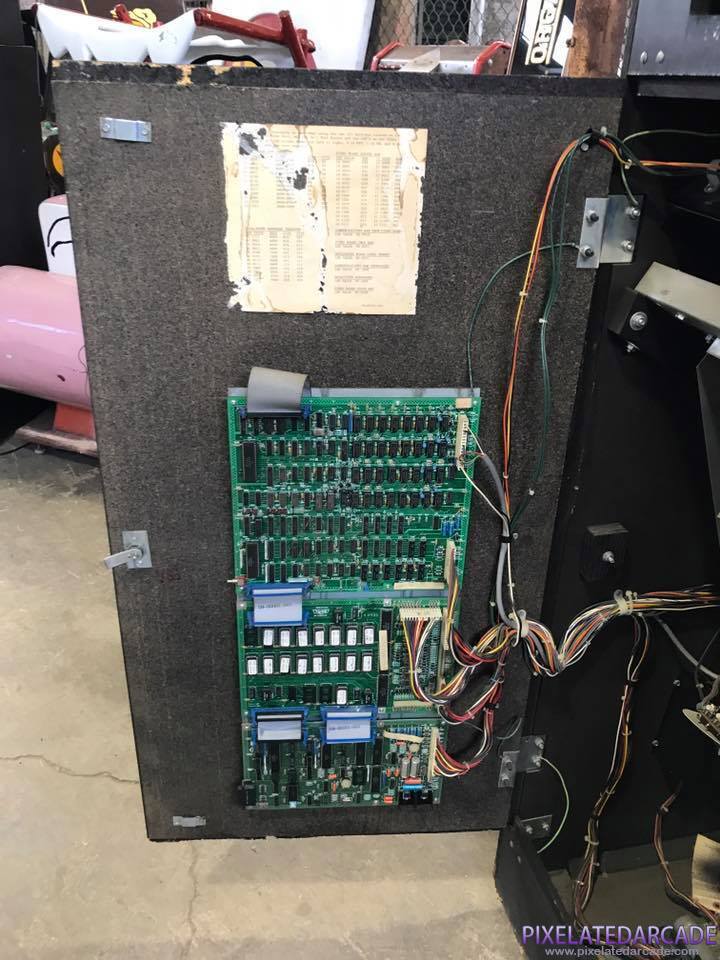 Qix Photo: Qix arcade cabinet - PCB